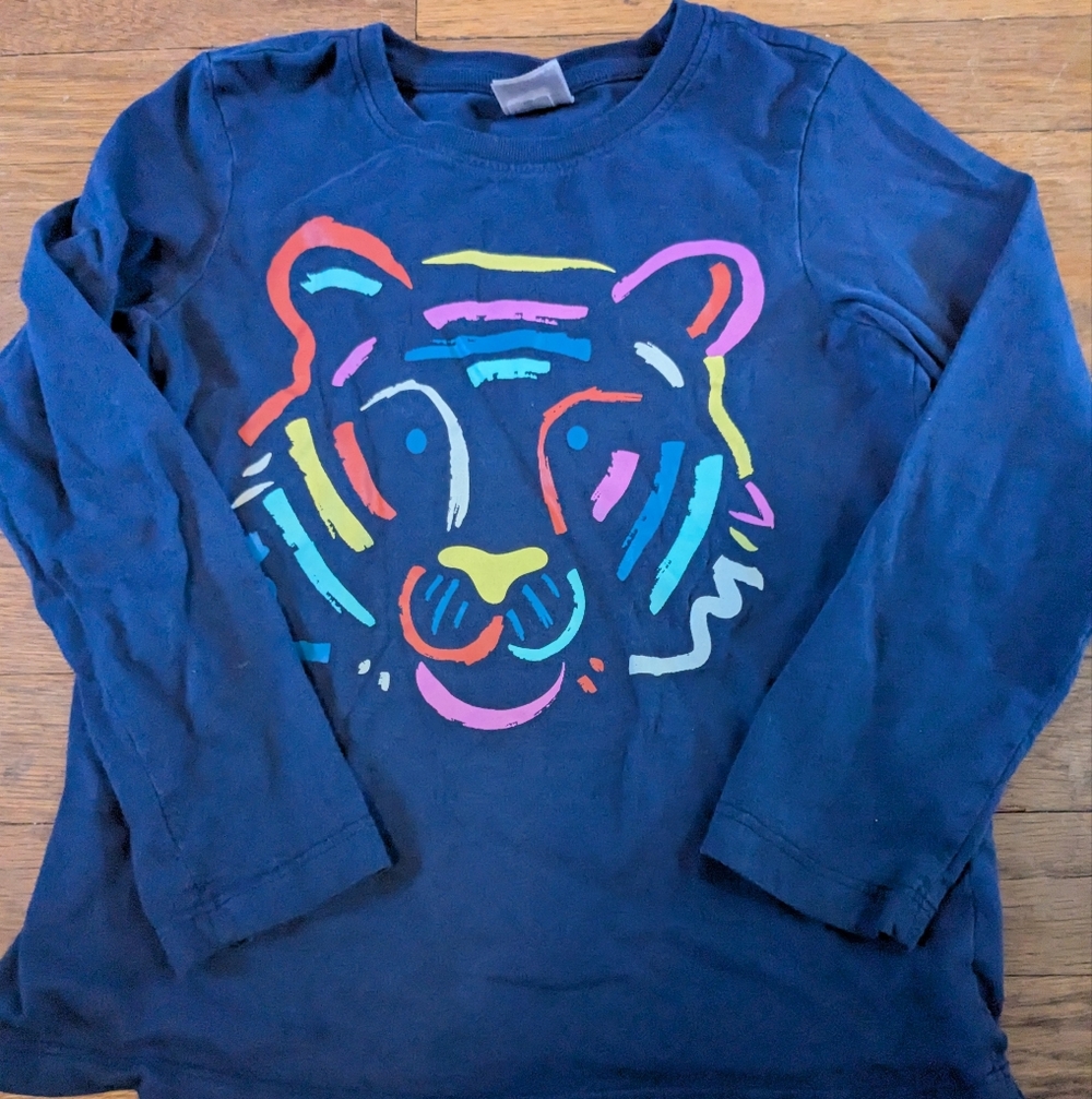 ⭐$7 WHEN BUNDLED⭐Hanna Andersson Navy Blue Long Sleeve with Colorful Bear